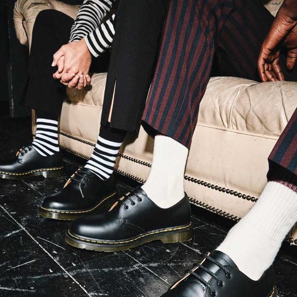 DR. MARTENS 1461 UNISEX SMOOTH LEATHER OXFORD SHOES - Picture 11 of 14